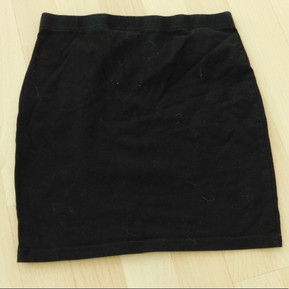 Black mini skirt
